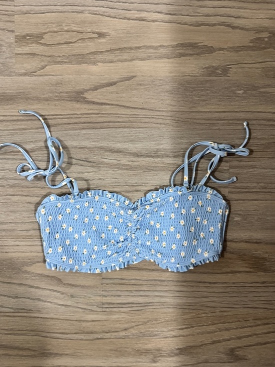 Hollister Other - Hollister Light Blue Floral Bikini Top Woman’s Size Medium